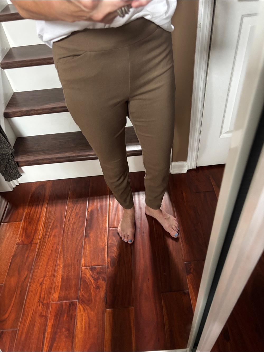 White House Black Market Slim Cropped Ponte Pants in Olive